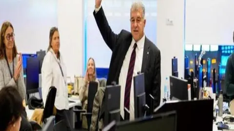 U22国足青春激战，香港U22惨败，拜合拉木、向余双星闪耀，热身赛以一球定胜负！